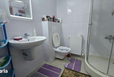 Casă cu 4 camere cu Teren 502 Mp în Nicolina