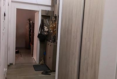 Apartament cu 2 camere decomandat în Titan - 2