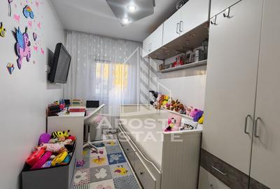 Apartament cu 3 camere decomandat în Lipovei - 8