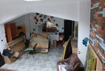 Spa?iu de inchiriat. - 3