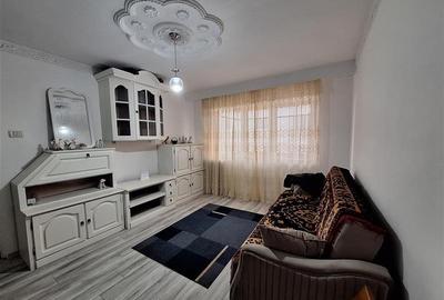 Apartament cu 2 camere semidecomandat în 9 Mai - 2