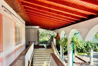 Oportunitate! Proprietate ideala pentru clinici, centru se - 3