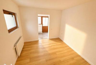 Casă cu 4 camere decomandat cu Teren 300 Mp în Gheorghe Doja - 2