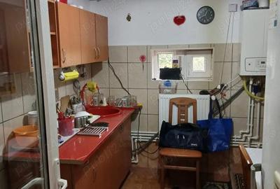 Casă cu 4 camere cu Teren 836 Mp în Ghighiu - 4