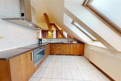 Edificiu interbelic:Rezidenta Lux,Sediu firma,Clinica,Investitie,Centru Civic,Br - 21