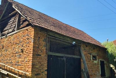 Casă cu 4 camere în Criștioru de Jos - 2