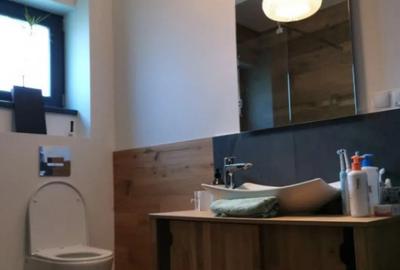 Casă cu 8 camere cu Teren 408 Mp în Central - 10