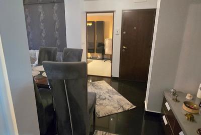 Apartament cu 2 camere decomandat, mobilat în Micro 6 - 13