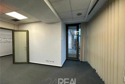 Spațiu comercial, de 150 mp, în P-ța Victoriei - 4