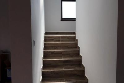 Casă cu 4 camere în Sângeorgiu de Mureș