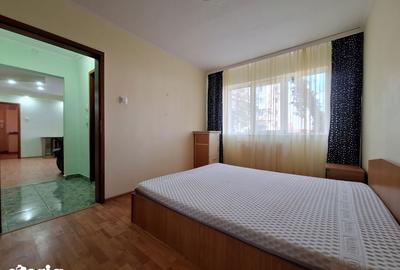 Apartament cu 2 camere semidecomandat, mobilat în Circumvalațiunii - 12