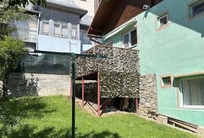 Casă cu 5 camere cu Teren 308 Mp în Central - 1