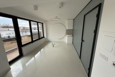Spațiu comercial, de 270 mp, în Central