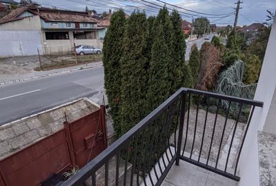 Casă cu etaj de vânzare, 5 camere, 2 băi, Dâmbu Rotund zona strada Livezeni - 11