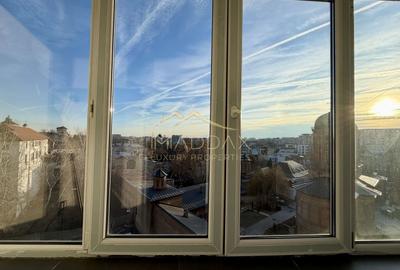 Apartament cu 4 camere *95mpc* // Bulevardul Unirii - 11