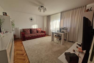 Apartament cu 3 camere decomandat, mobilat în Aradului - 1
