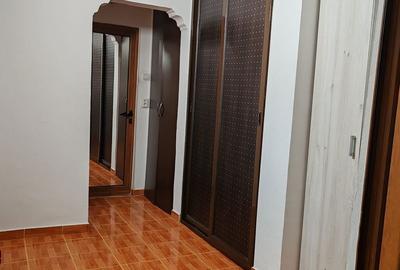 Apartament cu 2 camere decomandat în Central - 1
