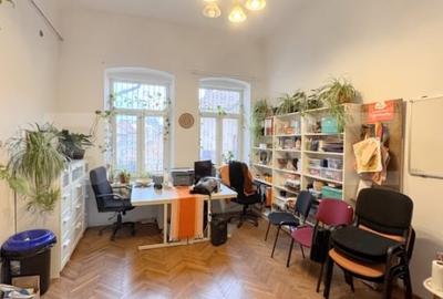 EXCLUSIV BLITZ :  Apartament 3 Camere, 121 mp, etaj 1, ULTRACENTRAL  ,  Parcare - 8