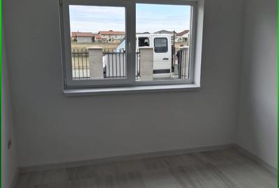 Duplex cu 3 camere cu Canalizare în Moșnița Veche - 5
