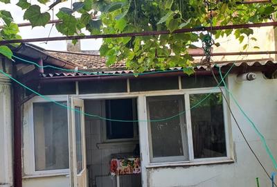 Casă cu 4 camere cu Teren 205 Mp în Trocadero - 7