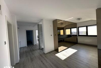 Casă cu 4 camere cu Teren 1000 Mp în Central