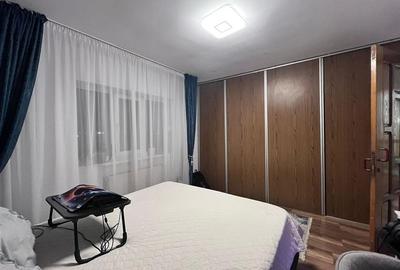 Apartament cu 2 camere decomandat în Micro 3 - 6