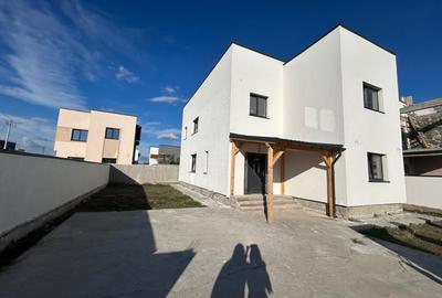 Casa P+1, teren 324 mp, 151 mp utili, zona Magnolia, Pielesti Casa P+1, teren 324 mp, 151 mp utili, zona Magnolia, Pielesti - 1