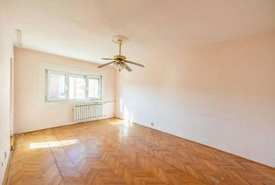 Apartament 3 camere, Micalaca zona 300, decomandat, comision 0% - 3