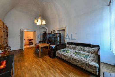 Casa in cladire istorica in centrul orasului Gherla - 16