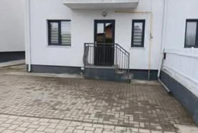 Casă cu 2 camere cu Teren 2 Mp în Tișăuți - 1