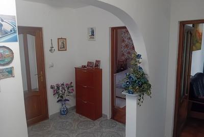 Apartament cu 4 camere decomandat în Calea Romanului - 4