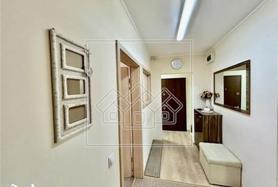 Apartament cu 3 camere decomandat în Terezian - 3
