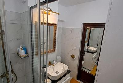 Apartament cu 3 camere semidecomandat în Central - 4