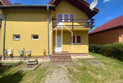 Casa de vanzare cu 3 camere, 2 bai, 2 balcoane, terasa - Sura Mare - 1