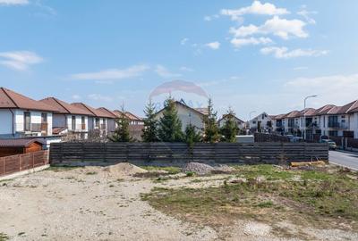 Teren Construcții intravilan de 775 mp, în Central - 2