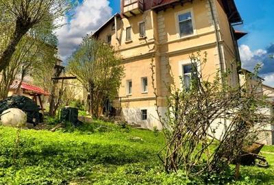 Apartament pe doua niveluri în vila, teren 750 mp - 2