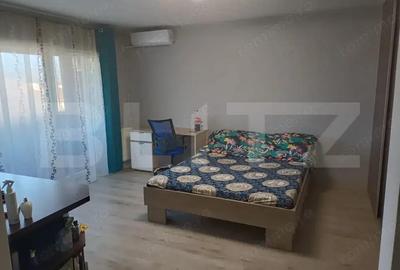 Apartament decomandat, 38 mp, etaj intermediar, zona Sub Cetate