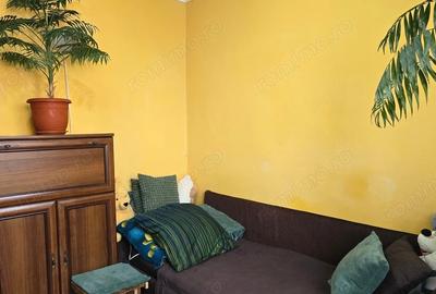 Apartament cu 4 camere decomandat în Progresul - 12