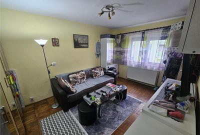 Resita, Garsoniera, Mobilata Utilata, Calea Caransebesului - 1