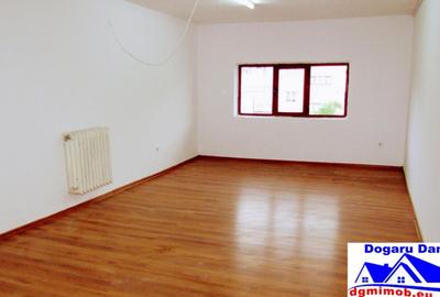 Full Shopping Center Deva, spatii comerciale de inchiriat - 16