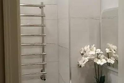 Apartament cu 2 camere semidecomandat în Tineretului