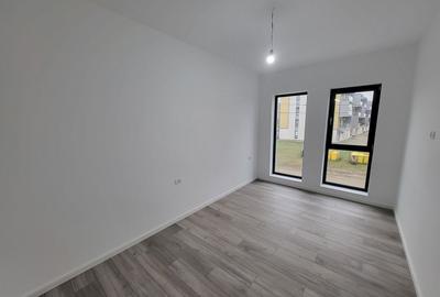 Bloc Nou. Etaj 1. Decomandat. Bucatarie Inchisa. Asfalt - 9