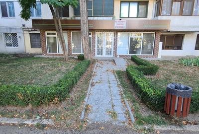 Spațiu comercial, de 61 mp, în Central - 2