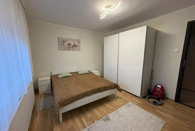 Apartament cu 3 camere + garaj, zona Lunei - Complex - 8