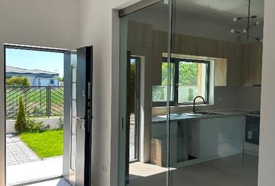 Vila noua la cheie in Snagov, langa Lac si padure,Piscina, Semineu,5min A3