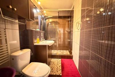 Apartament cu 4 camere decomandat în Central - 4