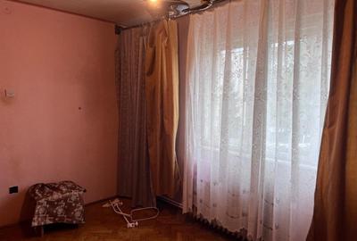 Apartament cu 4 camere semidecomandat în Gojdu - 3