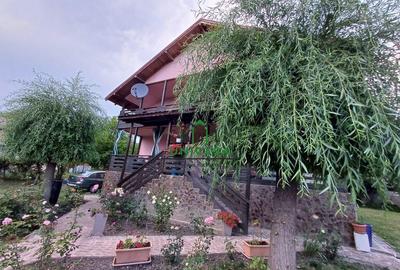 Casă cu 7 camere cu Canalizare în Bunești - 13