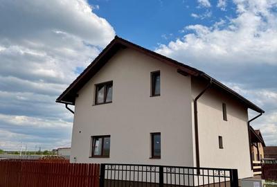 Casă cu 4 camere cu Teren 402 Mp în Central - 20