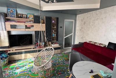 Apartament cu 3 camere semidecomandat în Micro 11 - 8